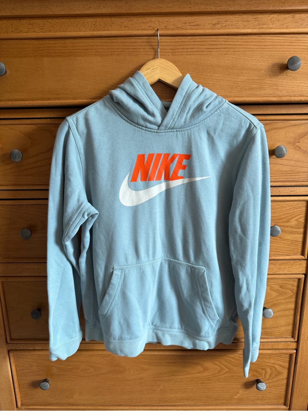 Nike Light Blue Pullover Hoodie XL Boys Kangaroo Pocket Long Sleeve Orange Logo